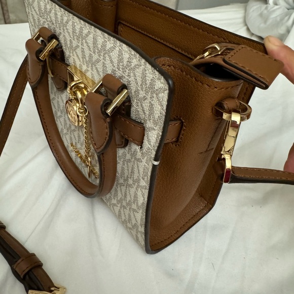 Cross body bag - Picture 5 of 5